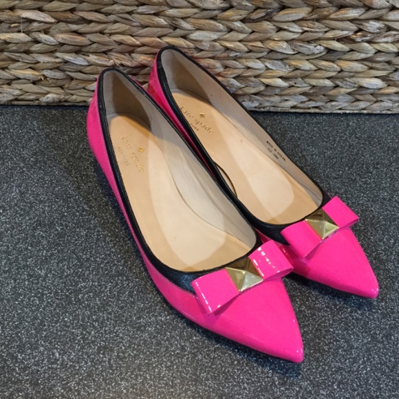 Kate Spade Pink Pointy Toe Shoes with Bow & Gold Accents - Picture 12 of 14